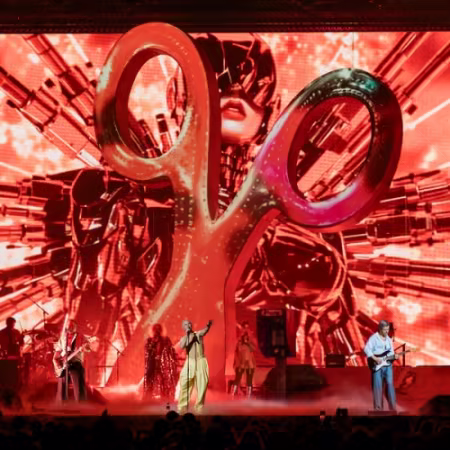 Scissor Sisters – It’s 10PM… Do You Know Where Your Sisters Are? (Live from The O2, London) (2026)