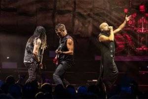 Lick Library Disturbed吉他教程：掌握经典《Down with the Sickness》